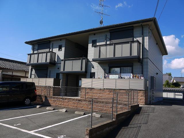 ヴィラージュ結崎の外観