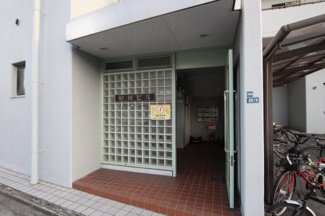 【エントランス】