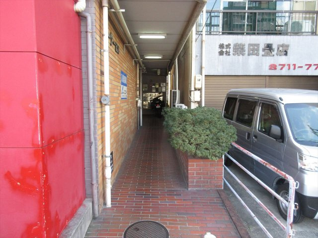 ユーケービルのエントランス|ユーケービル