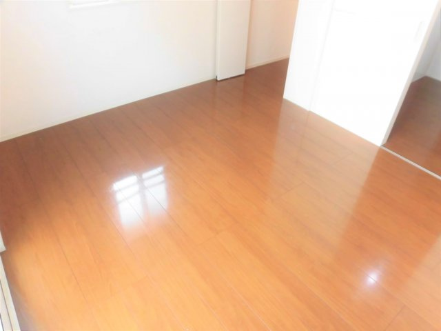 フォーラムワーゴⅤの洋室