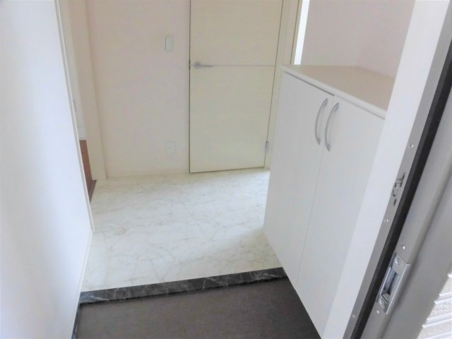 フォーラムワーゴⅤの玄関