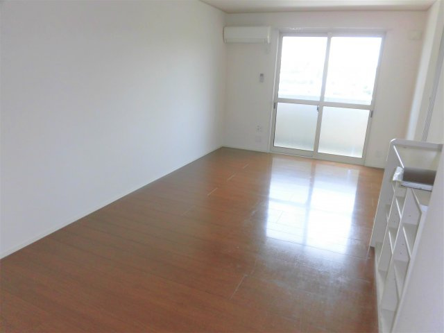 フォーラムワーゴⅤの居間・リビング