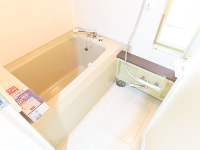 テレーズ神崎川の浴室