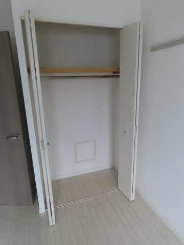 テレーズ神崎川の収納