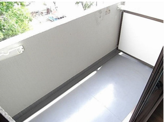 【バルコニー】