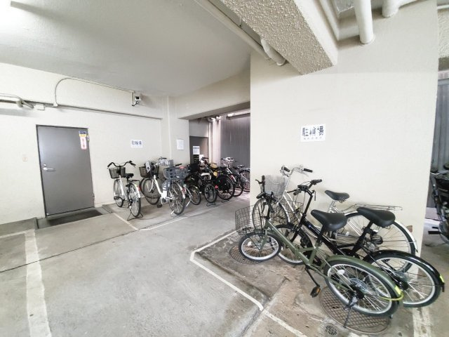 ニュー目白マンションのその他共用部分|駐輪場