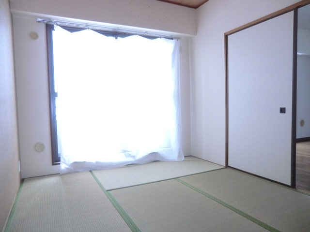 大阪市西淀川区御幣島３丁目の賃貸マンションの寝室