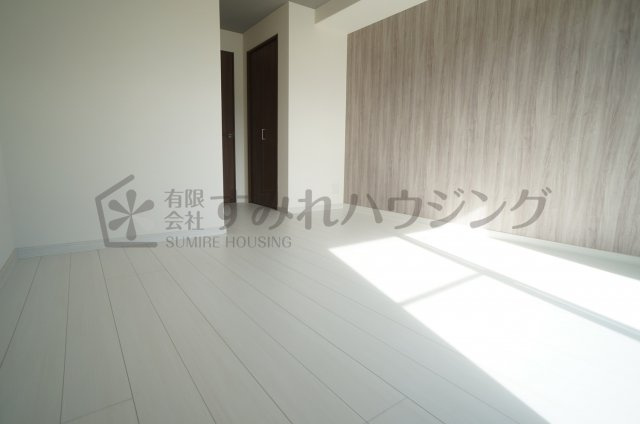 AILE宝塚Ⅲ（エールタカラヅカ３）の居間・リビング