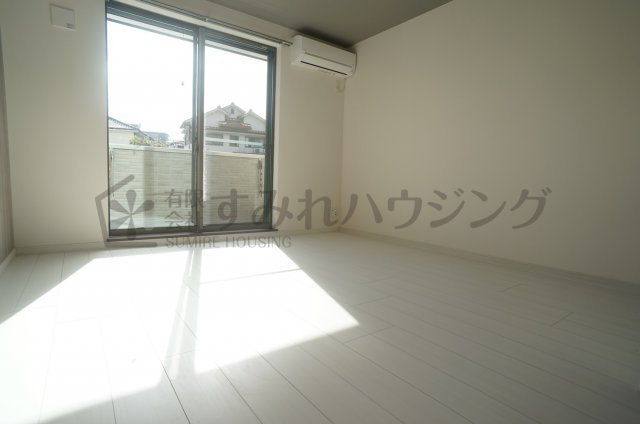 AILE宝塚Ⅲ（エールタカラヅカ３）の居間・リビング