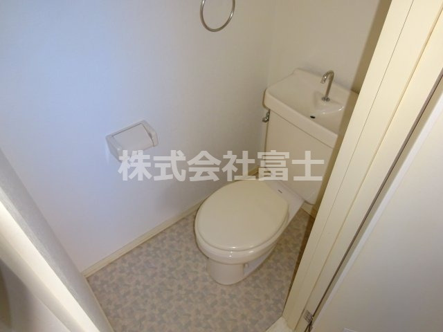 平野町アパートのトイレ