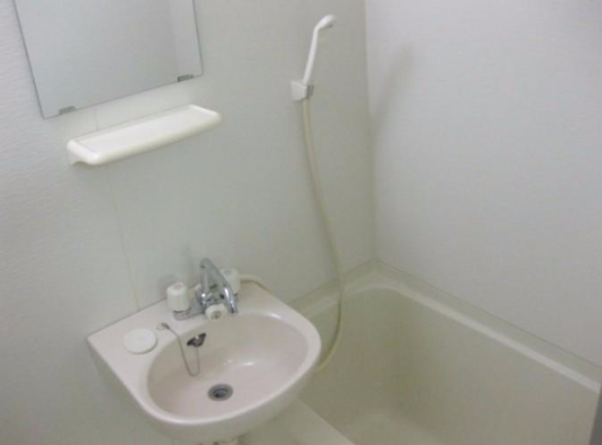 レオパレスＮ．Ｋの洗面所