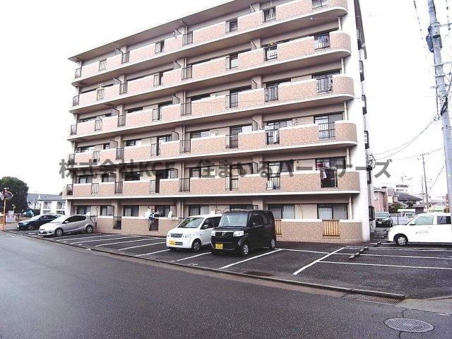 サンヒルズ花畑のエントランス|おしゃれな外観です