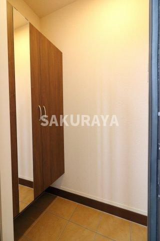 Laule a「ラウレア」の玄関|2018年撮影。現況と異なる場合がございます。