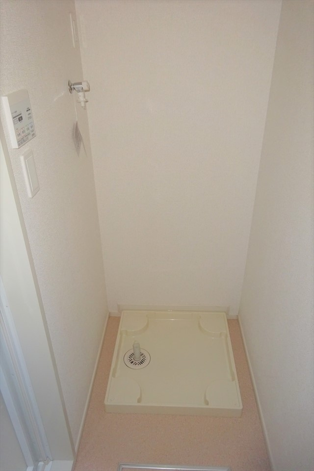 Ｒｉｖｅｒｓｉｄｅ　Ａの設備|洗濯機置場