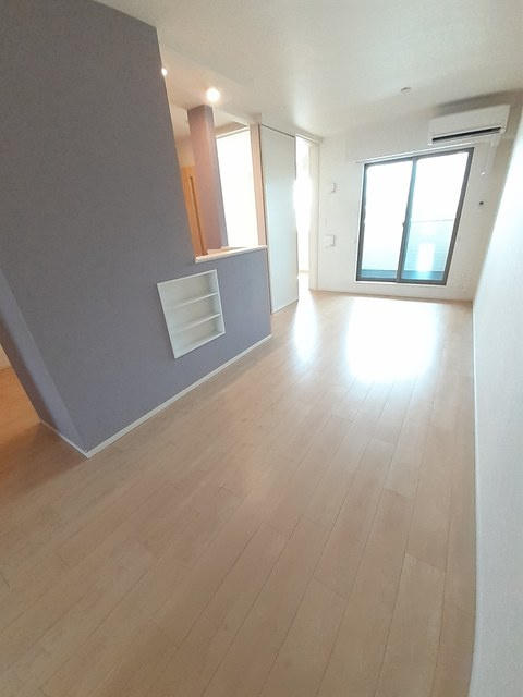 Ｒｉｖｅｒｓｉｄｅ　Ａの居間・リビング