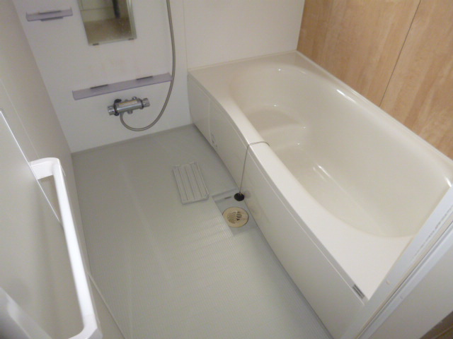 エアリーこまちのキッチン|3口ガスコンロ