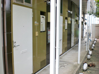 【エントランス】 | AKI