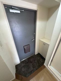 【玄関】 | セントル長島 | ※同タイプの別の部屋の写真です。