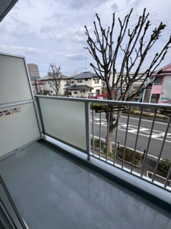 【バルコニー】 | セントル長島 | ※同タイプの別の部屋の写真です。