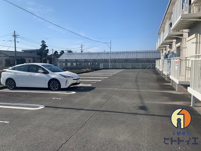 コーポ平塚の駐車場|駐車場があります