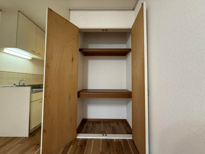 【収納】 | エステートアイⅤ | 洋室7.4帖のお部屋にある収納スペースです！お部屋がすっきり片付いて快適に！