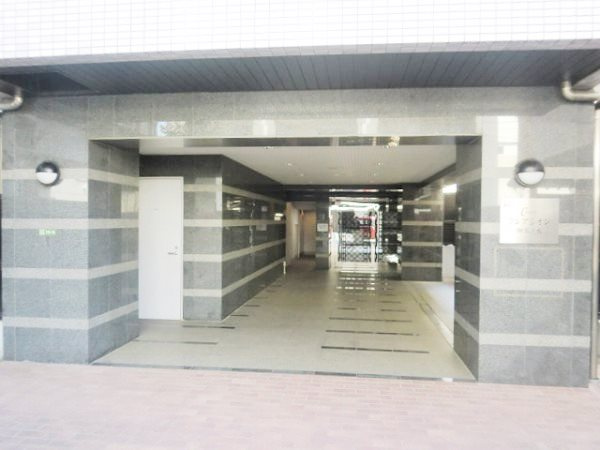 クレアシオン御茶ノ水のエントランス|エントランス