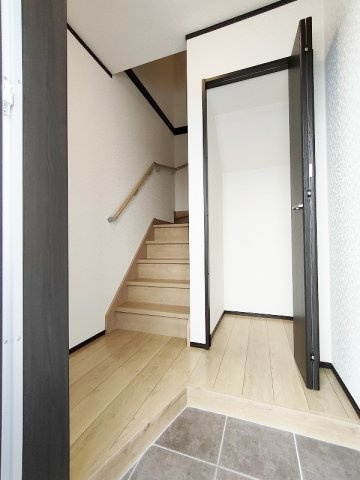 スカイヴィレッジ(Sky　village)盛南Ⅱ の玄関