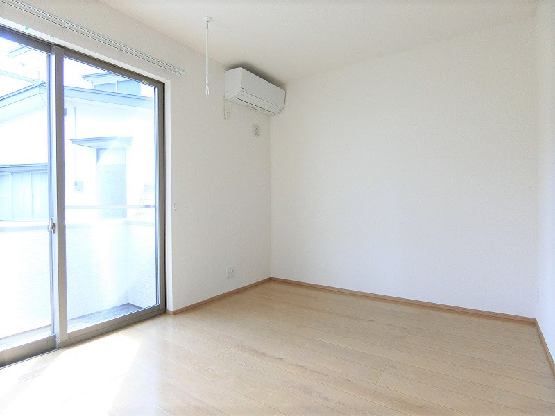 トライ（ＴＲＹ）の居間・リビング