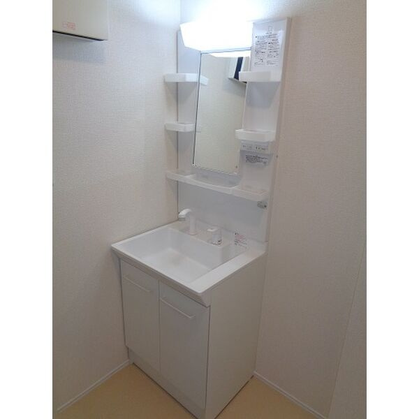 トライ（ＴＲＹ）の独立洗面台