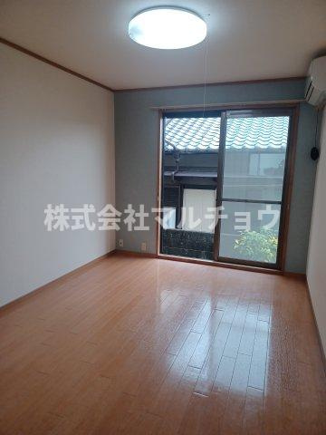 メゾンアルバＡの洋室|明るい洋室です