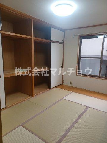 メゾンアルバＡの和室|畳の上でゆっくりとくつろげる和室です