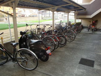 【駐車場】