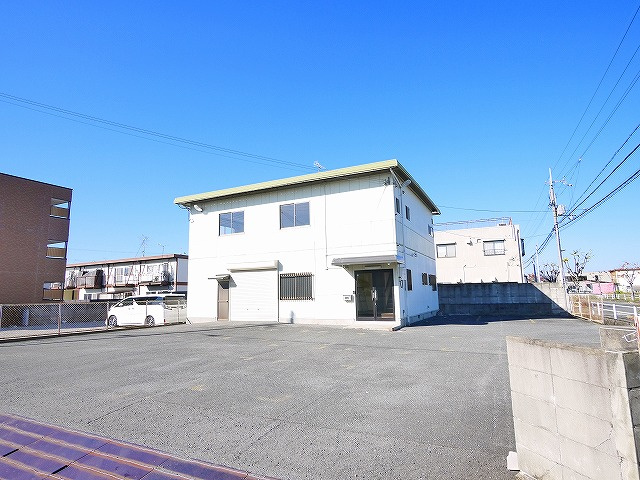 西九条町事務所の外観