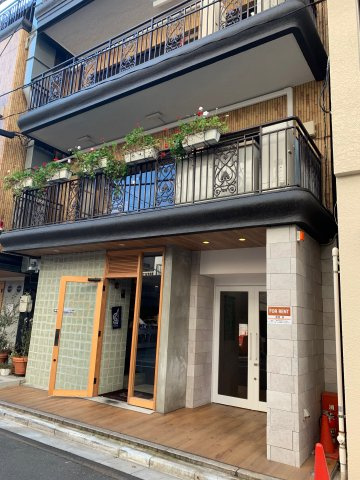 FAMビルの外観