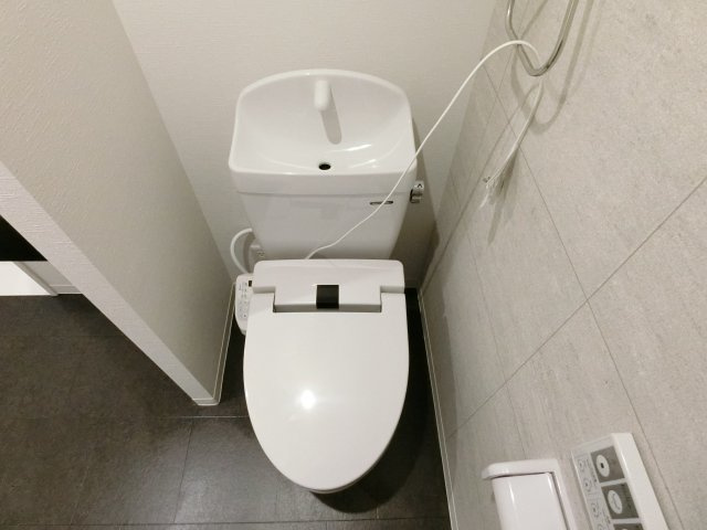【トイレ】 | ESCALADE