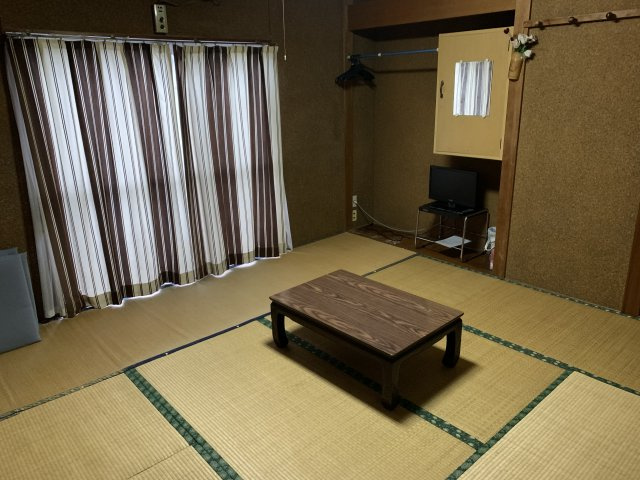 ５４１５７　不破郡関ケ原町大字玉事業用の和室