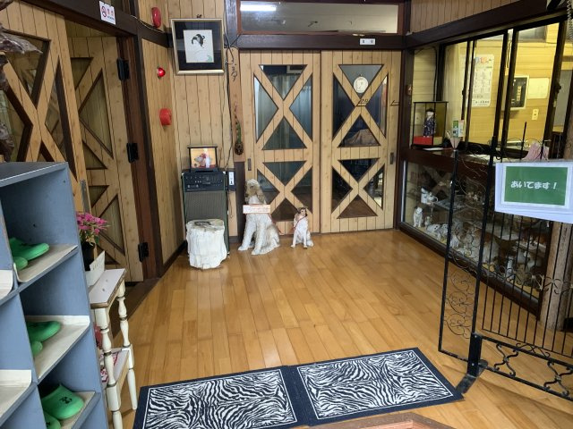 ５４１５７　不破郡関ケ原町大字玉事業用の玄関