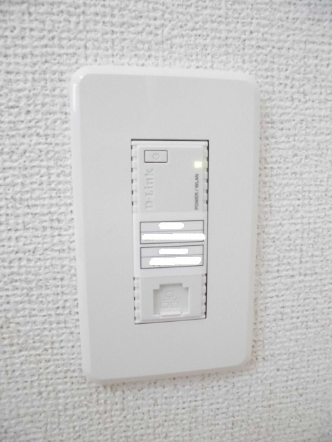 コスメニア向中野の設備