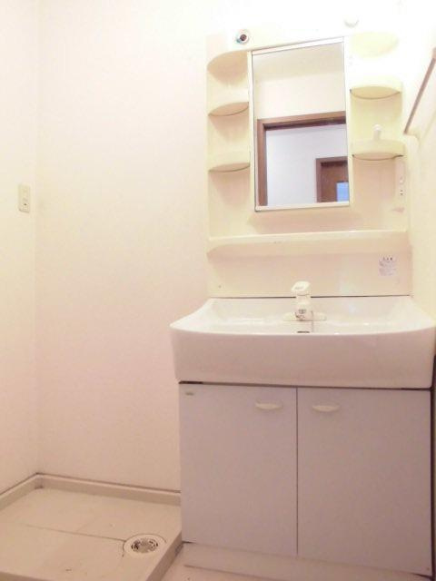 サニーコート愛宕の独立洗面台