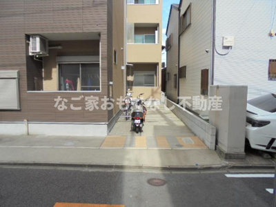 【エントランス】 | グランディⅡ