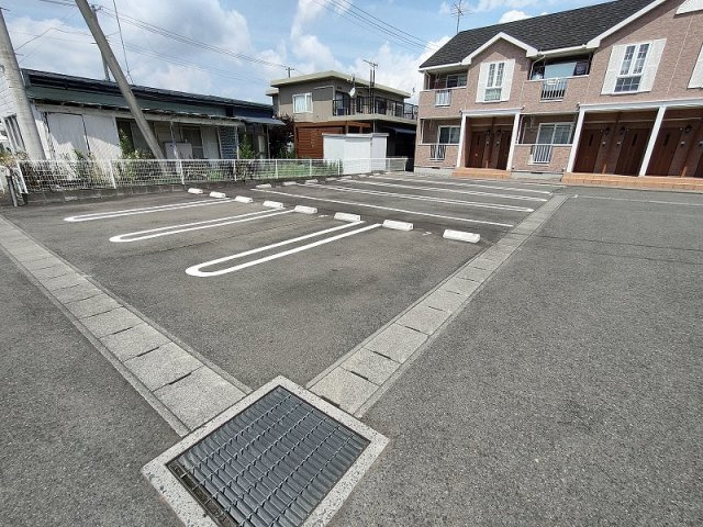 パルククレール・ササキＡの駐車場