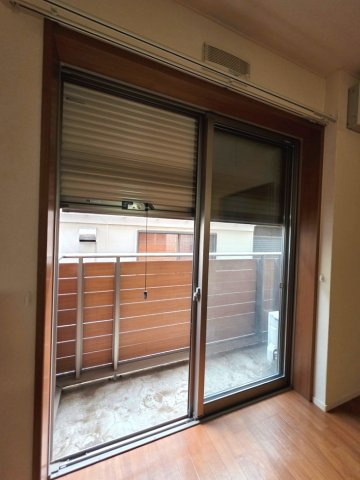 【設備】 | ルマ | シャッター