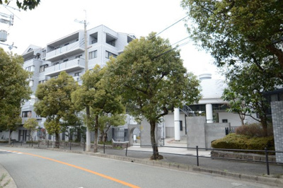 【周辺】 | セントポリア箕面 | 前面道路です