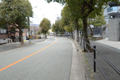 【周辺】 | セントポリア箕面 | 前面道路です