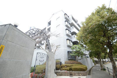 【外観】 | セントポリア箕面 | おしゃれな外観です