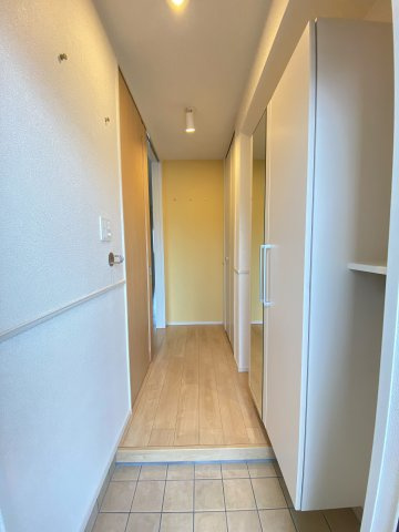 リファインⅢの玄関