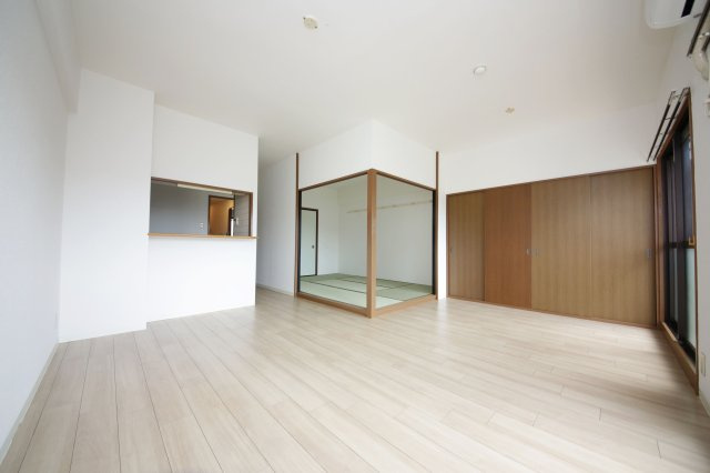 SOLE加木屋の洋室