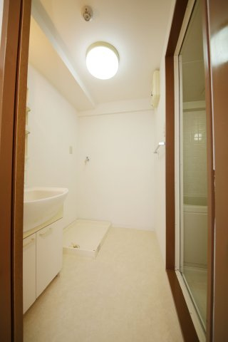 SOLE加木屋の洗面所