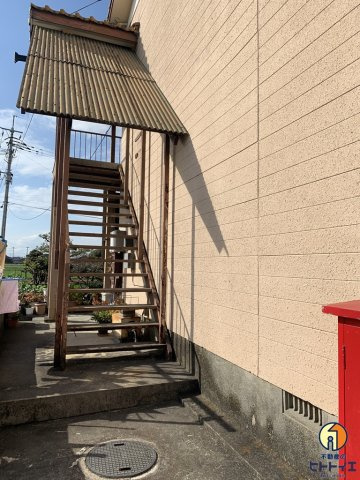津村コーポの外観|階段です。