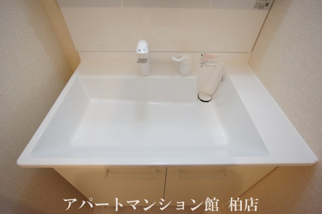 オーク大島田Bの独立洗面台